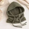 Cagoule à capuche en maille avec cordons