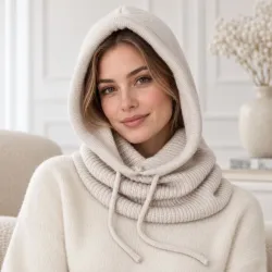 Cagoule à capuche en maille avec cordons