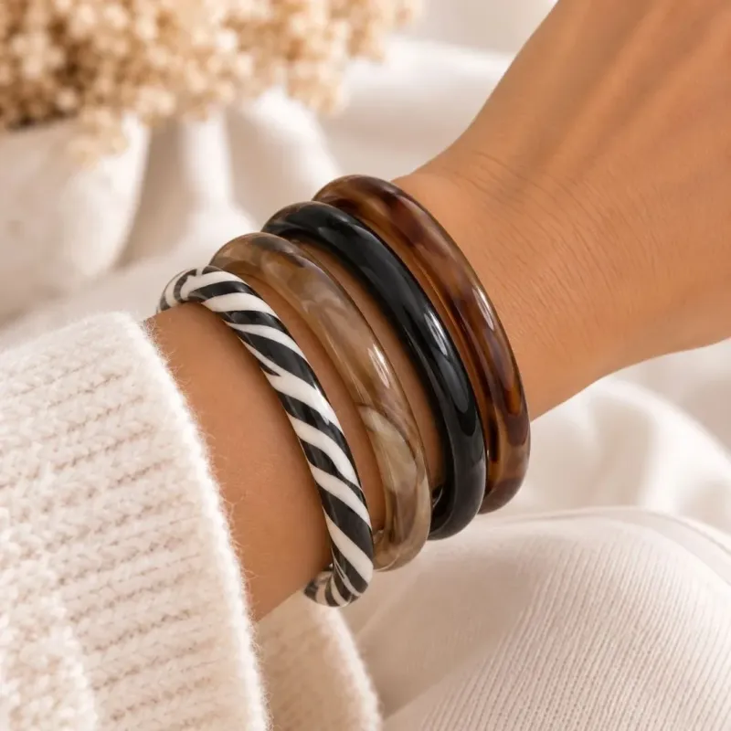 Pack 4 Bracelets Joncs Résine Femme – Noir, Marron & Zébré