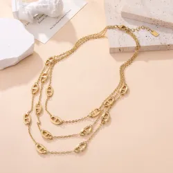Collier doré multirangs à maillons luxe