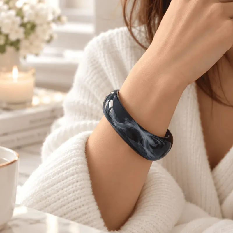 Bracelet Jonc Large en Résine Marbrée Femme – 4 Coloris