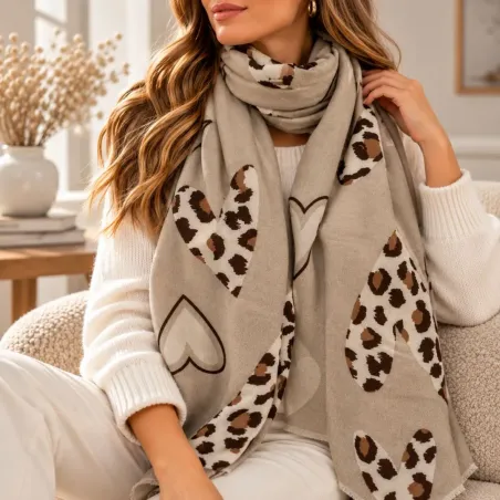 Écharpe Femme Motif Cœurs Léopard – 100 % Viscose