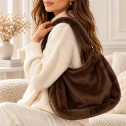 Sac à main en fausse fourrure douce
