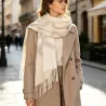 Écharpe motifs scintillants et franges 20% laine