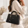 Sac à main avec bandoulière et porte-clés fleur