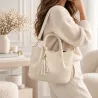 Sac à main avec pompons et bandoulière