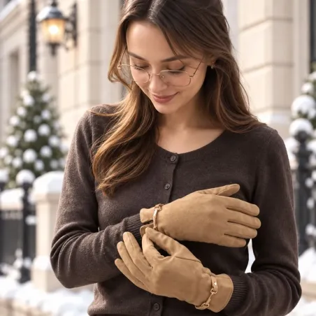 Gant suédine avec étrier doré