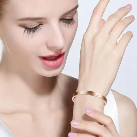 Bracelet acier rosé message une mamie formidable