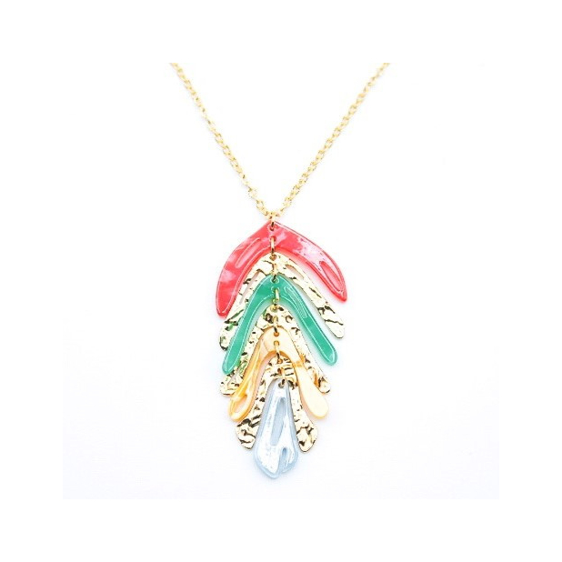 Sautoir acier avec pendentif feuille de couleur